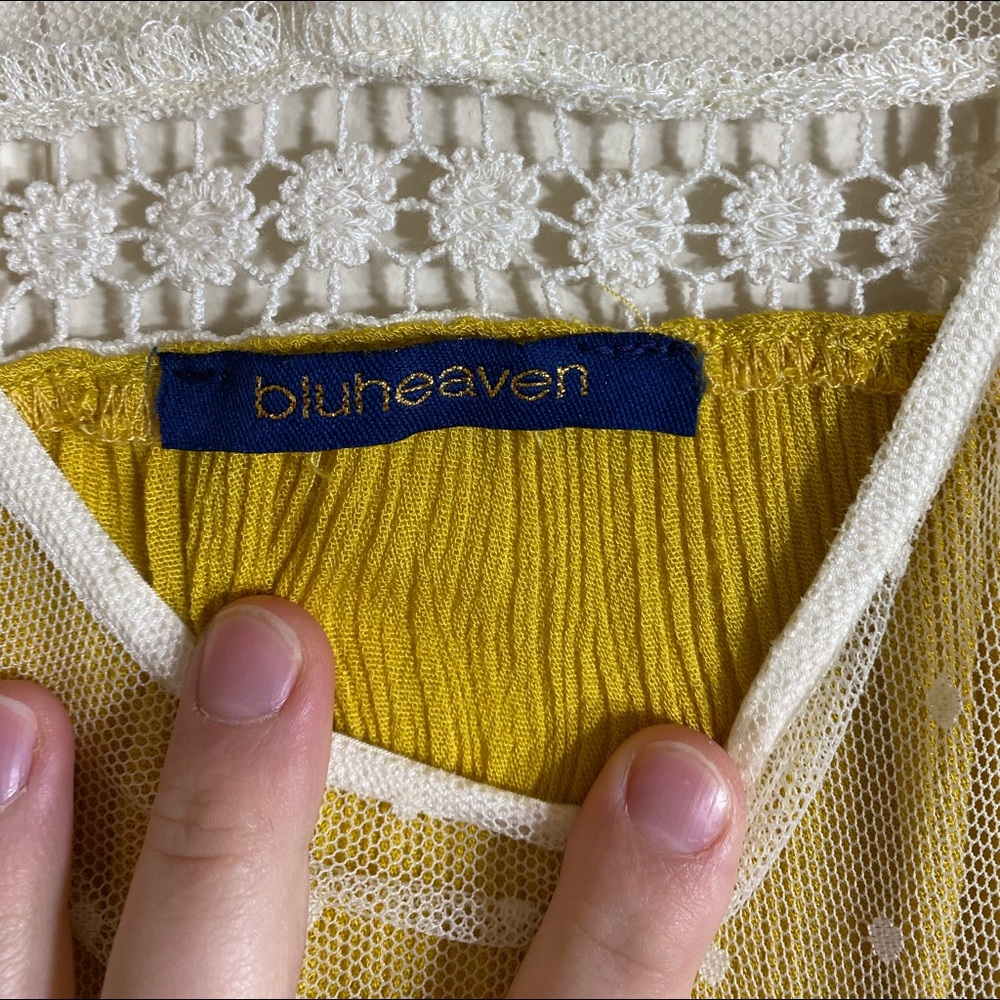 Top - Picture 2 of 3